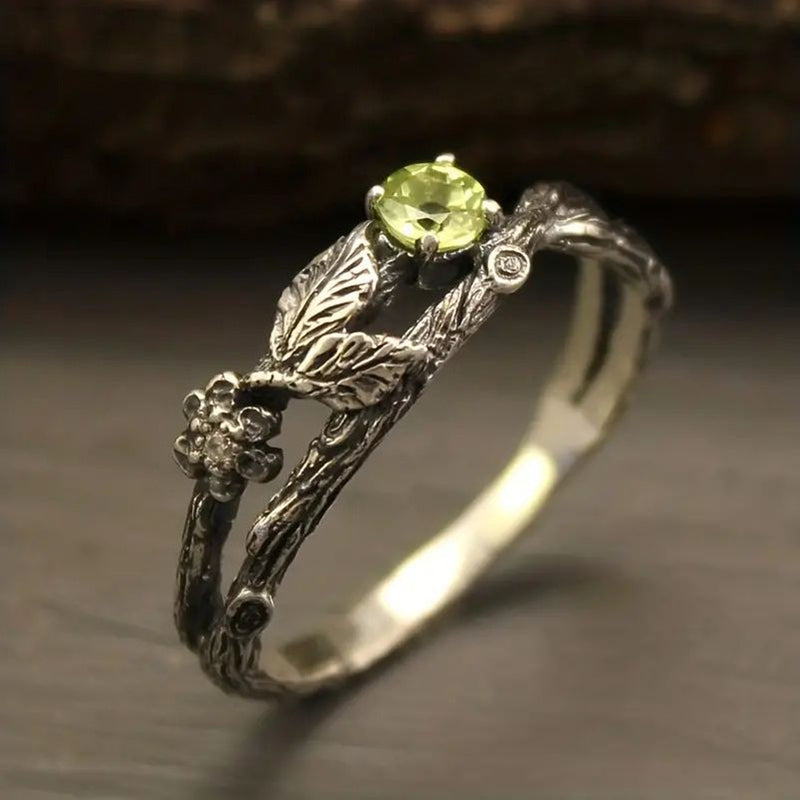 Vintage Leaf Ring