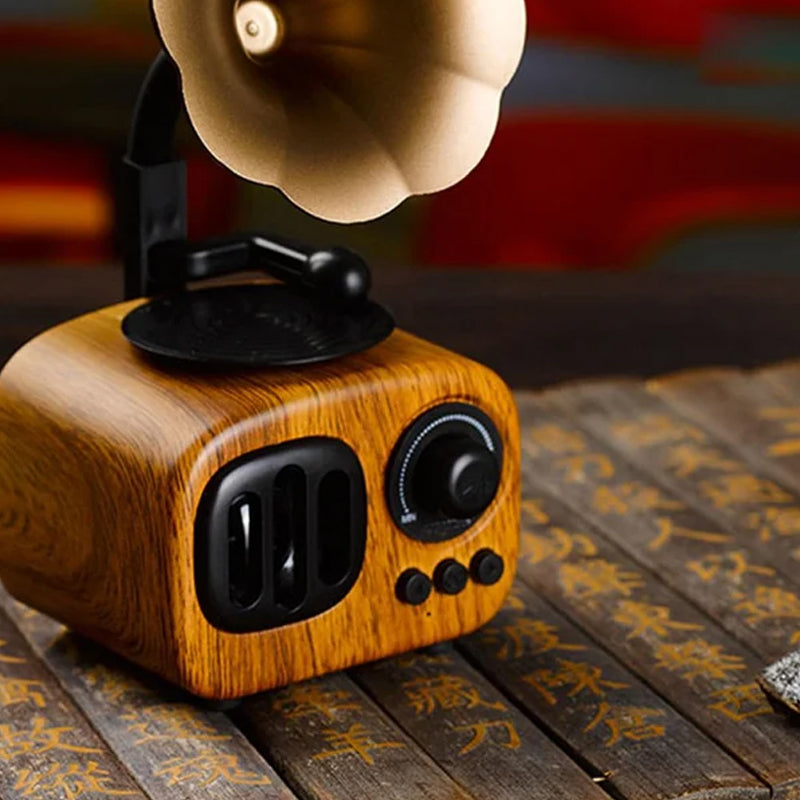 Retro Wooden Phonograph Bluetooth Speaker